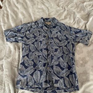 Men’s Cooke Street Honolulu size small